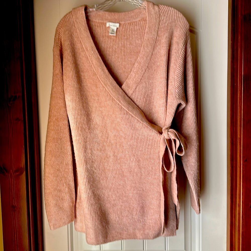 H&M maternity medium wrap sweater.